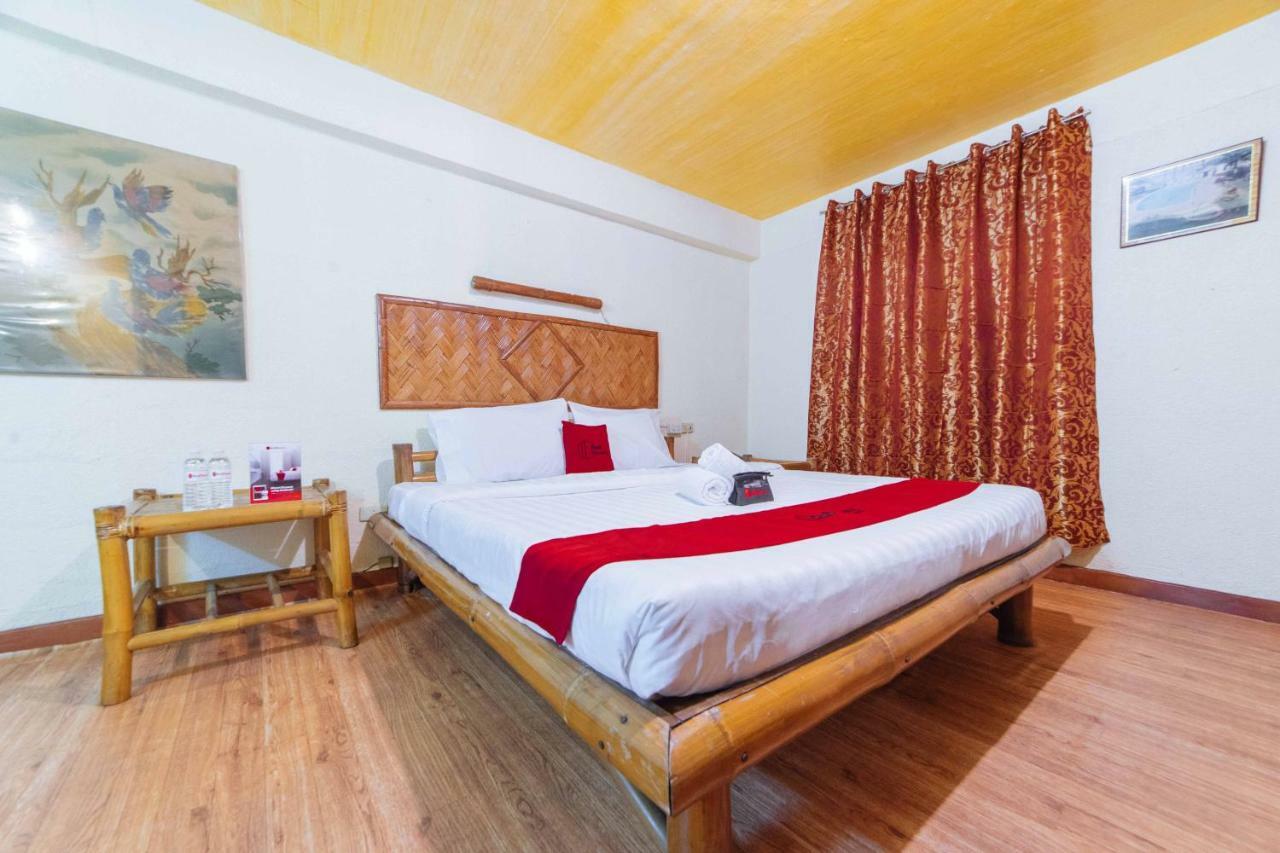 RedDoorz Premium @ Clarkview Angeles City Exterior foto